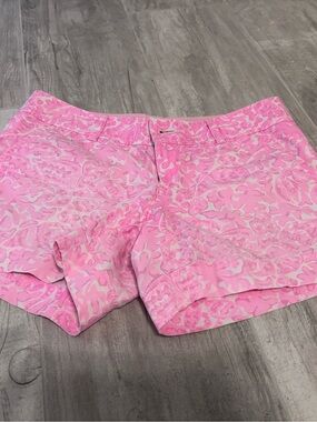 Lilly Pulitzer shorts size 2